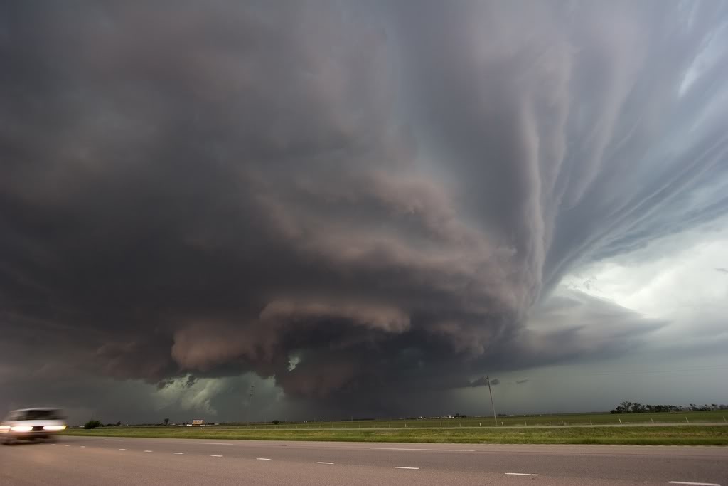 Fifth Picture of a Tornado